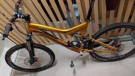 Specialized Stumpjumper FSR Pro L | SRAM X.0 | Magura Marta