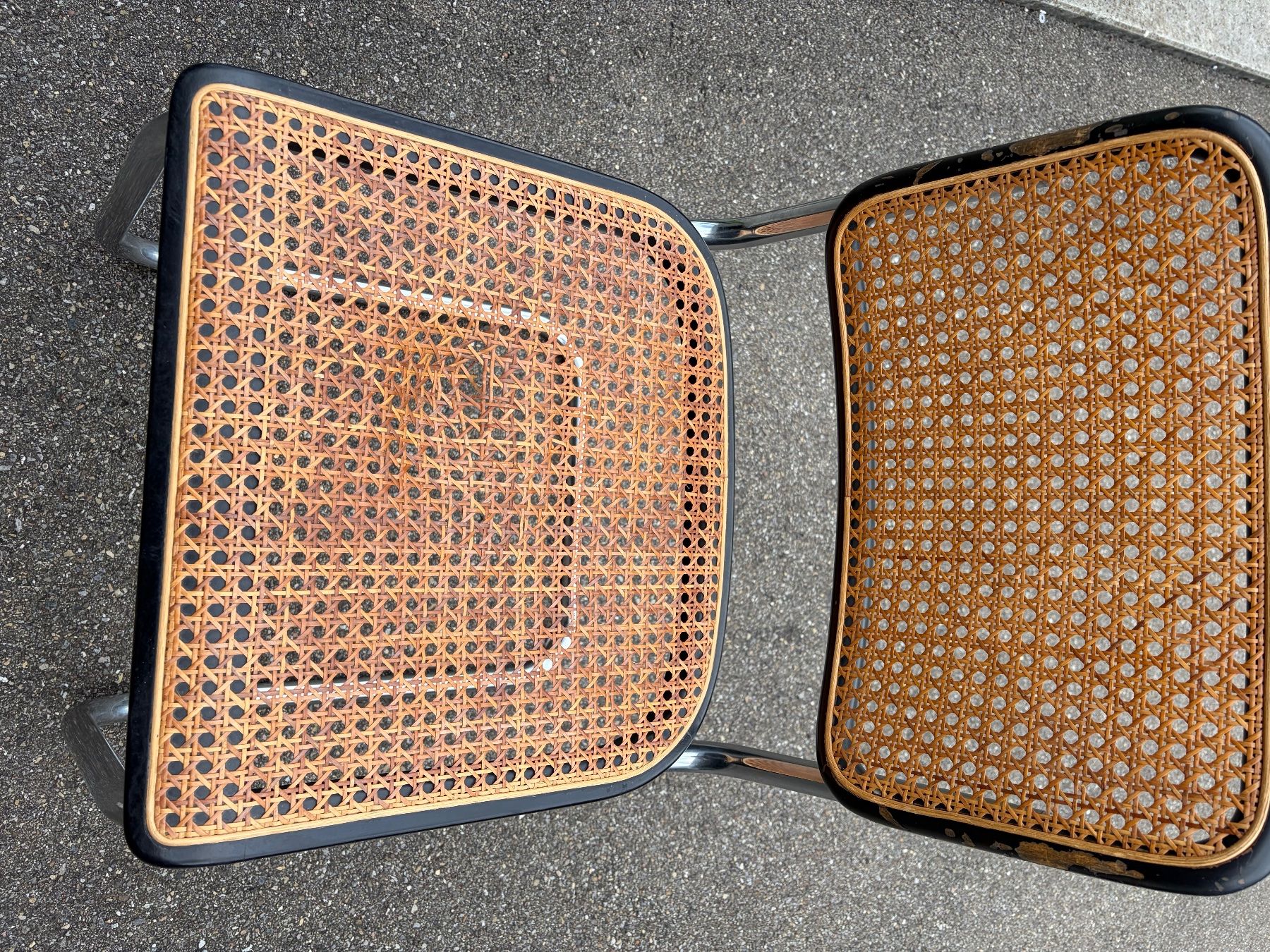 Thonet Sedie: Thonet Designer S 32 Freischwinger – Usato da Madetswil venduto da Ralder