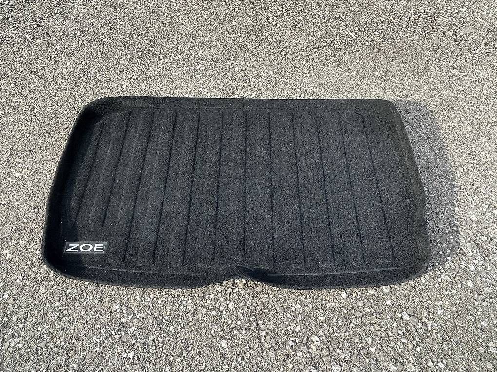 Tapis: Teppich Renault Zoe R135 – D'occasion à Alpthal par Packi01
