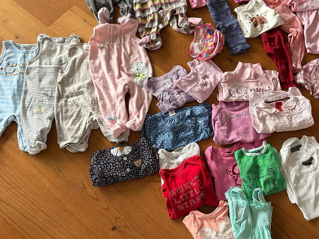Lotti & Set di vestiti: Kleiderpaket Mädchen Grösse 62/68 – Usato da Baar venduto da LUBA13 4