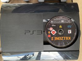 Sony PlayStation 3 mit 3 Controllern und Spielen