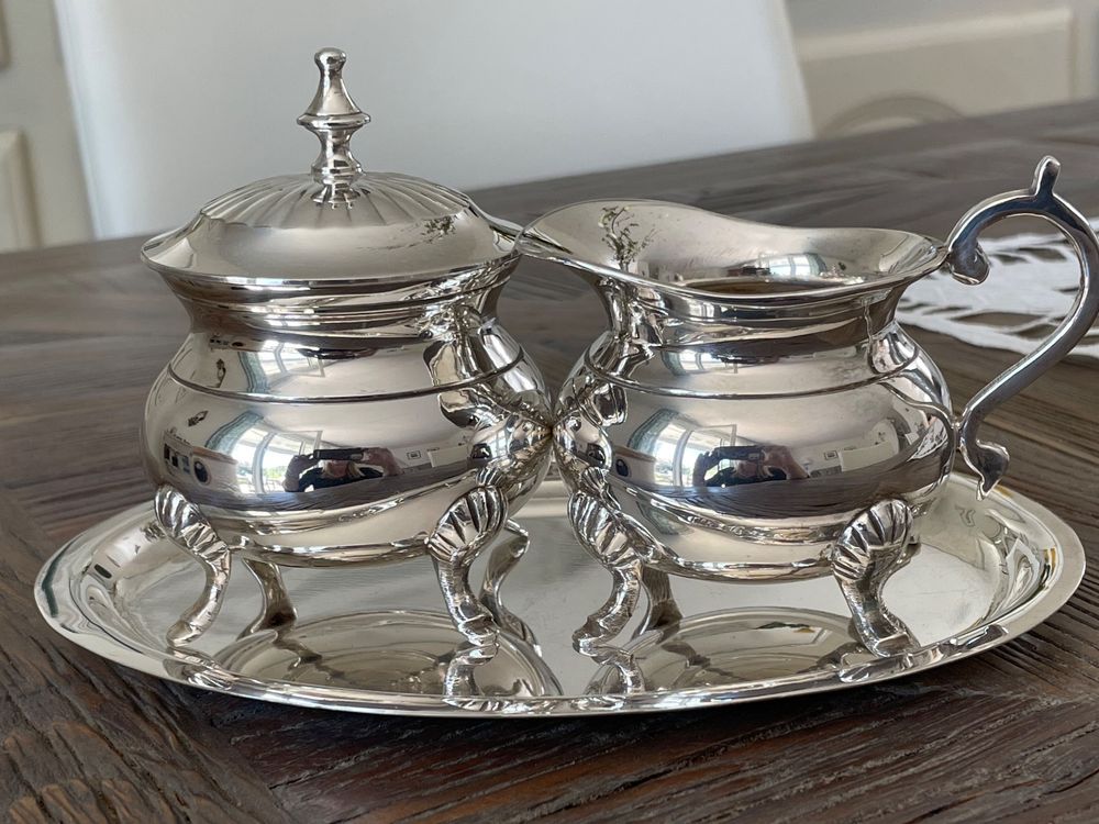 Sucrier et pot à lait Kaufen auf Ricardo