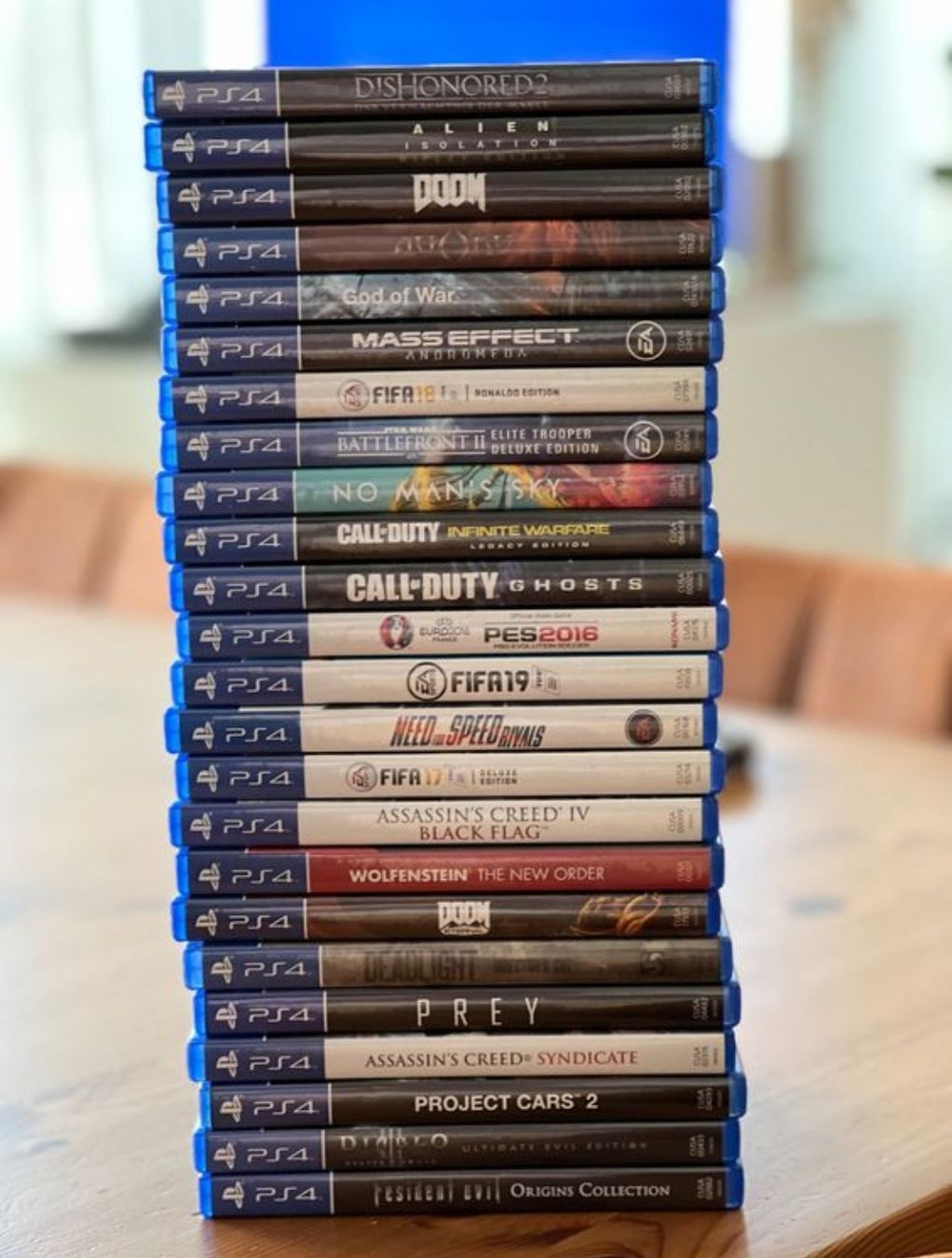 Giochi: 24x PS4 Spiele Sammlung TOP Zustand – Usato da Schaffhausen venduto da _ALEJNA_