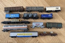 12 Diverse Güterwagen HO