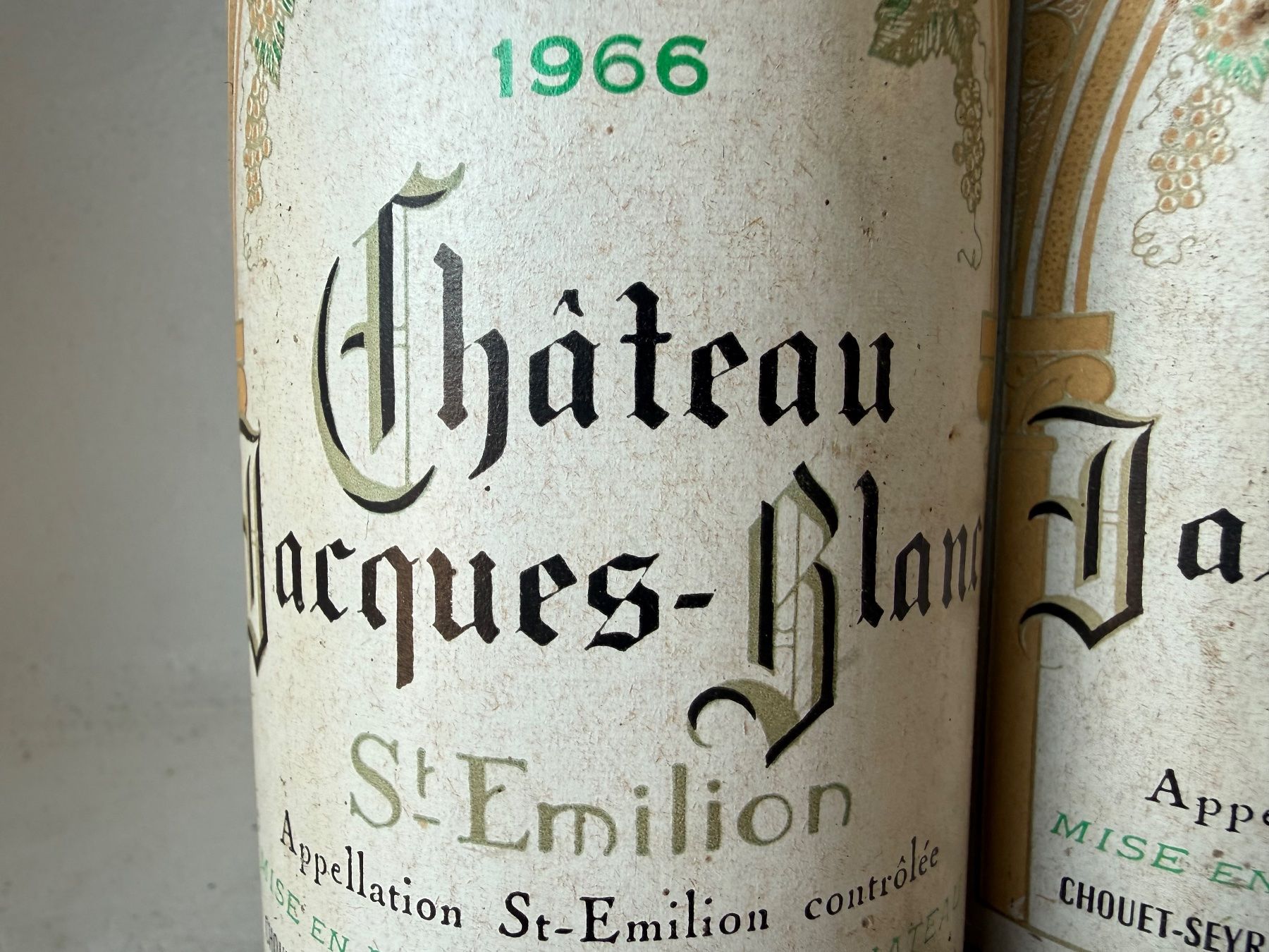 Vino: 2 Flaschen Château Jacques-Blanc St-Emilion 1966... – Nuovo e nell'imballaggio originale da Wöschnau venduto da Vinsale 2