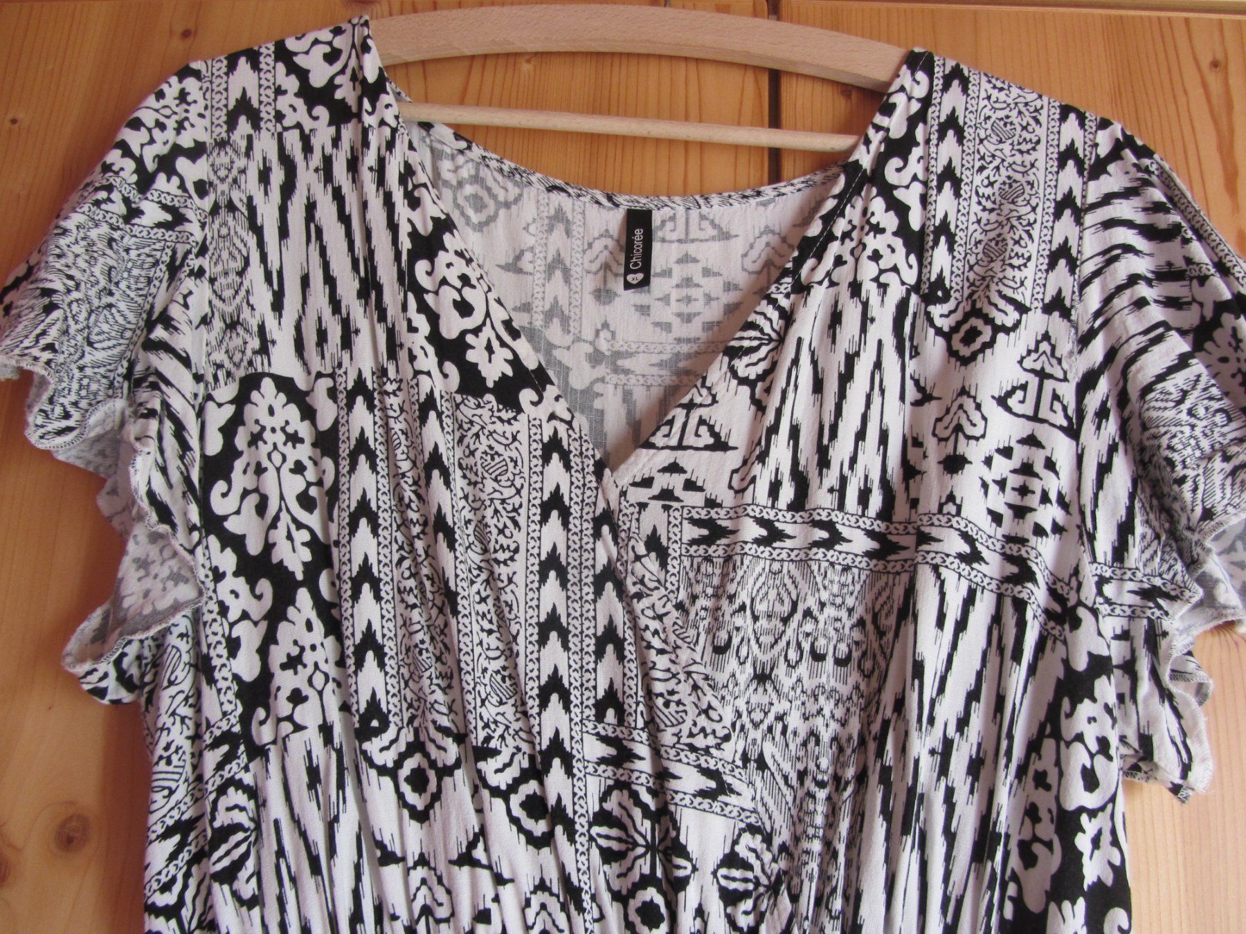 Vestiti: Robe noire et blanche XL – Usato da Oberried FR venduto da berg04 1