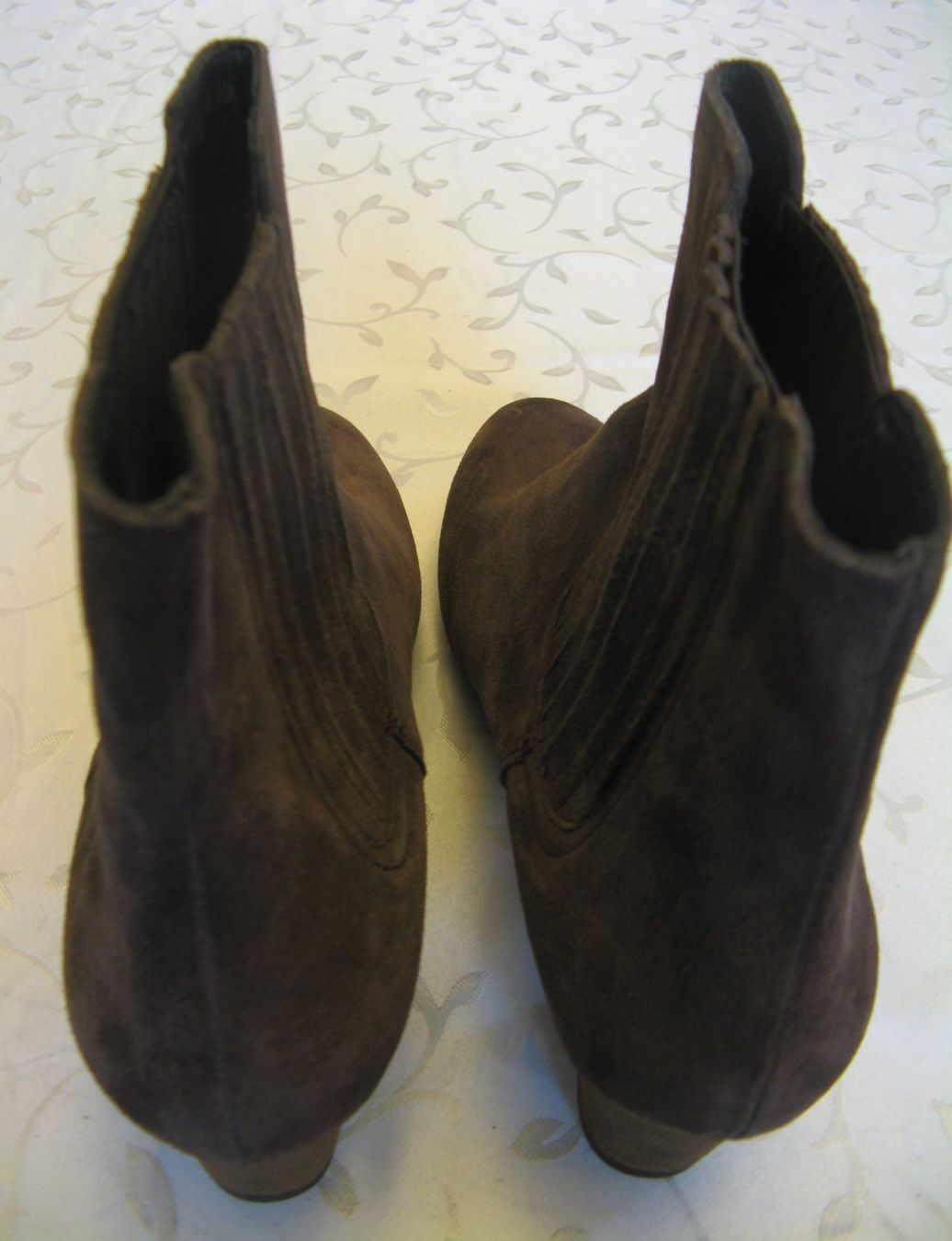 Damenschuhe: Damenstiefel Wildleder Grösse 44 – Neu (gemäss Beschreibung) aus Frauenfeld von Interessent1 2