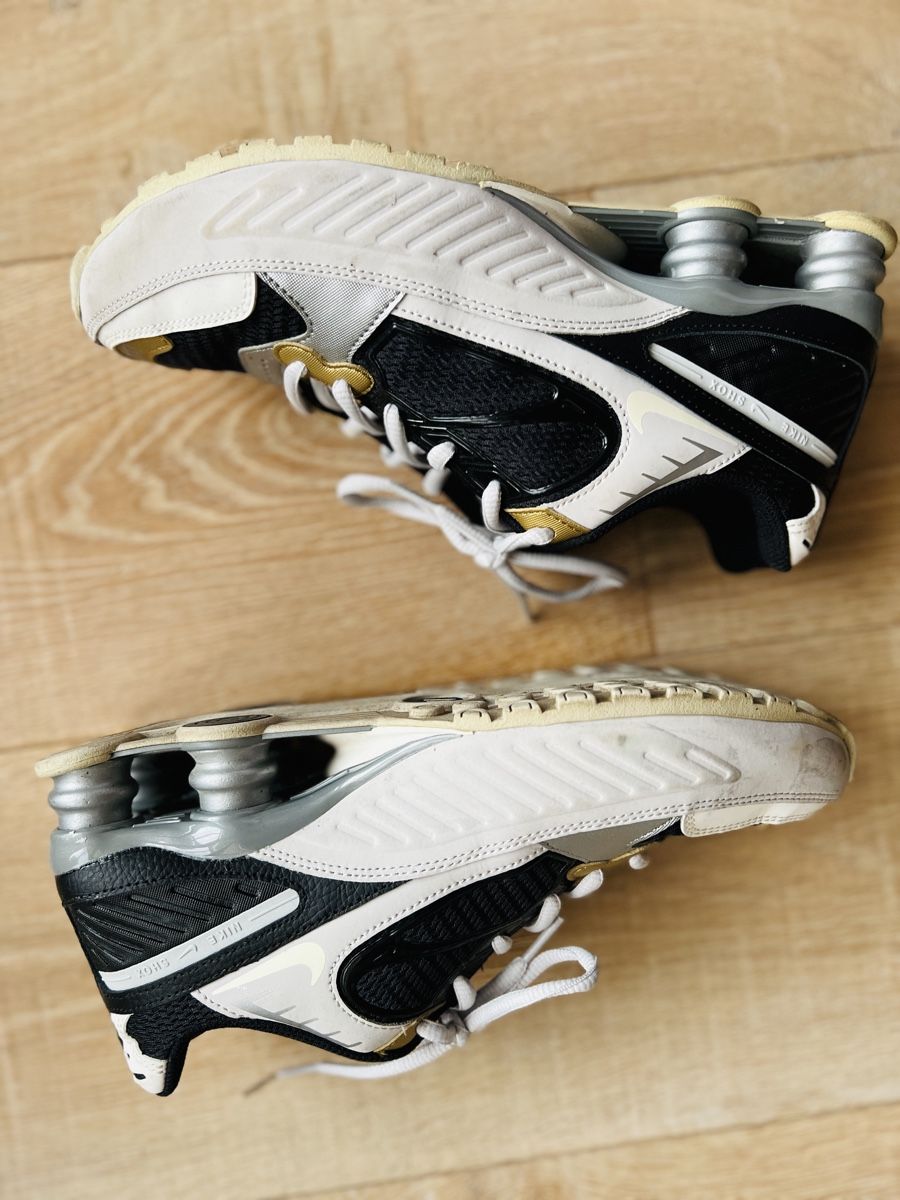 Nike Chaussures hommes: Baskets Nike  SHOCKS 40,5 – D'occasion à Nyon par ikel78 5