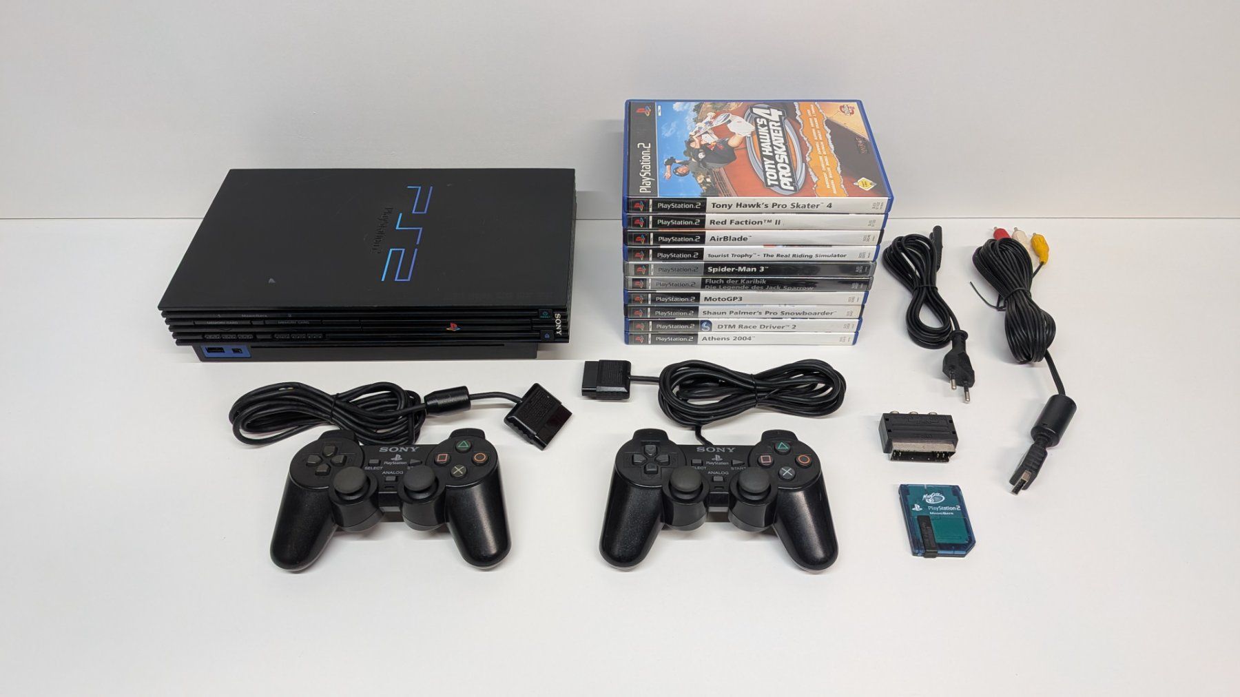 Sony Console: PlayStation 2 Fat mit 2 Controller und 10 Games – Usato da Menziken venduto da mame18