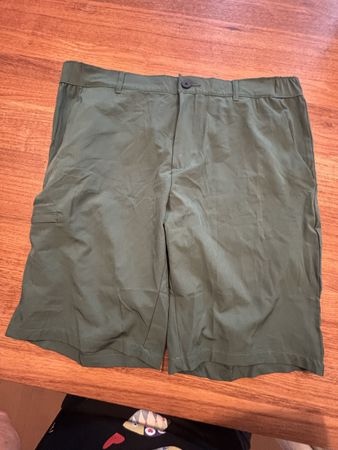 Freizeit Hose kurz grün L