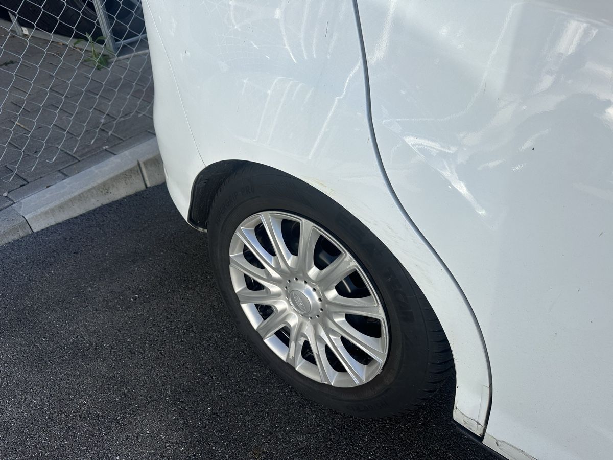 Ford Autos: Ford B-Max – Gebraucht aus Emmen von rec_595m 3