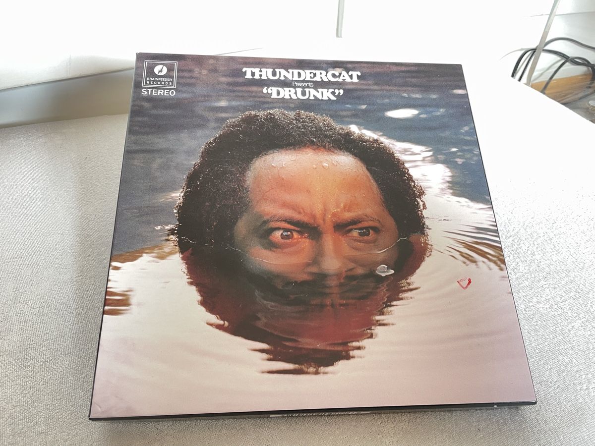 Schallplatten: Thundercat "Drunk" 4x Vinyl LP Boxset Deluxe - Neu – Gebraucht aus Bern von var_kc7x