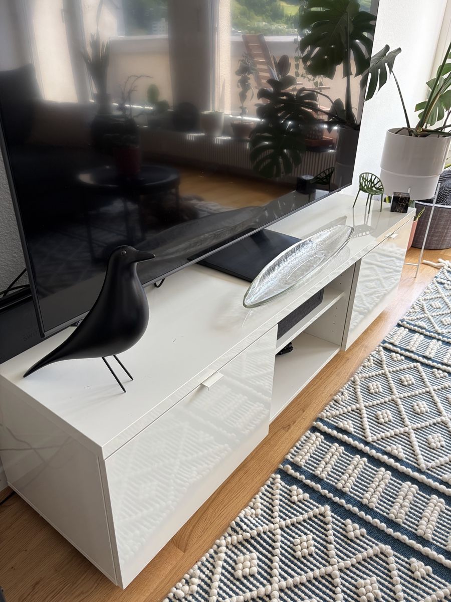 Ikea TV Möbel: TV Möbel – Gebraucht aus Horw von Mioli98