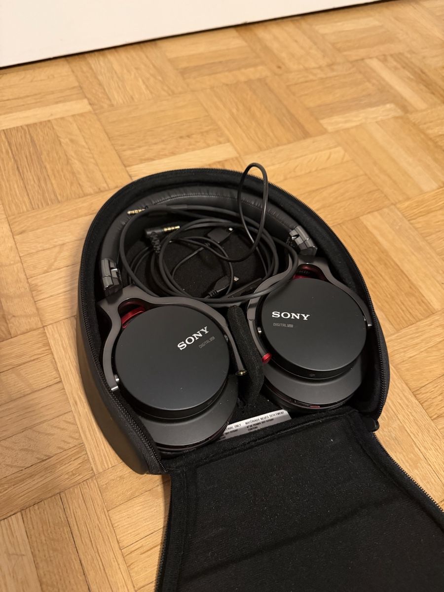 Sony Cuffie: Sony MDR-1A – Usato da Zürich venduto da cal_9sx7 2