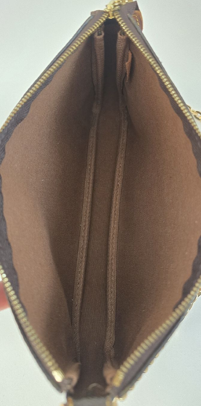 Louis Vuitton Sacs femmes: Louis Vuitton Pochette Accessoires Monogram Canvas – D'occasion à Niederteufen par Mira_72 6