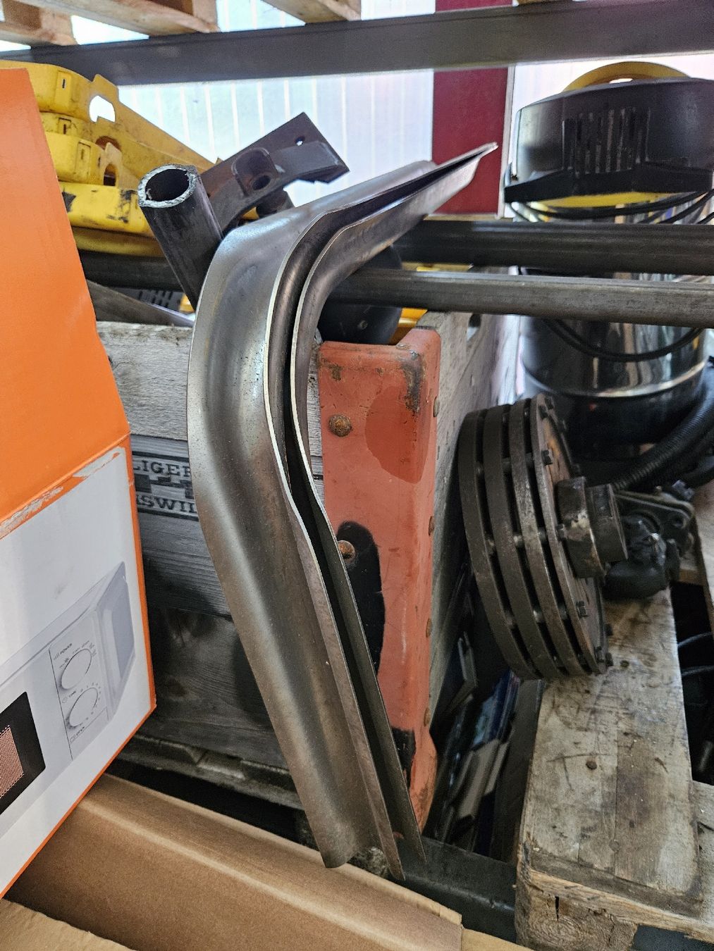 Bührer Trattori: Bührer Traktor Kotflügelstütze – Nuovo e nell'imballaggio originale da Bauma venduto da Maese1980
