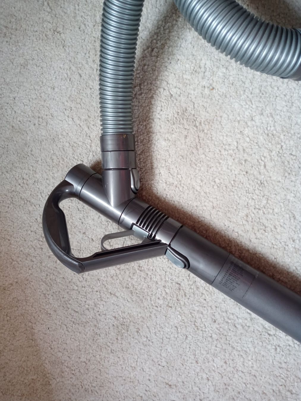 Dyson Aspirapolveri & Accessori: Dyson Ball Multifloor Staubsauger – Usato da Prez-vers-Siviriez venduto da Monija70 5