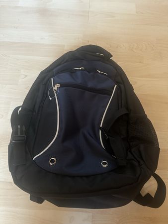 Laptop Rucksack / Tasche mit Regenschutz
