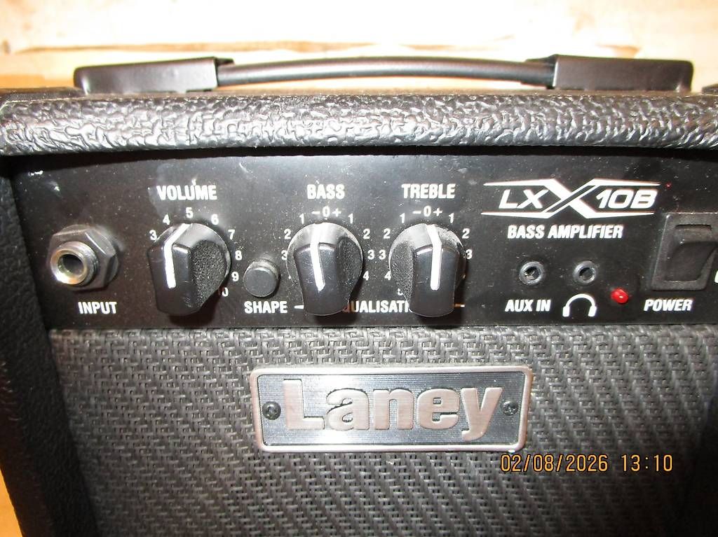 Strumenti musicali: ampli de guitare, model:LX10B – Usato da Clarens venduto da krampou 1
