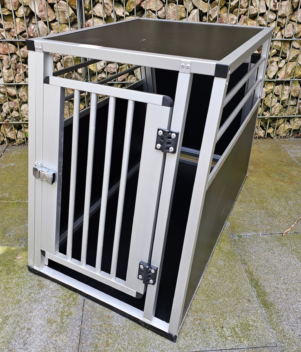 Gabbie, trasporto & Sicurezza: Freezack Aluminium Hundebox Auto Leon – Usato da Jaun venduto da astix
