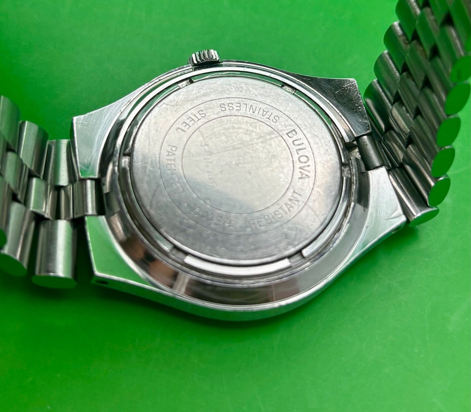 Bulova Orologi: BULOVA ACCUQUARTZ DAY-DATE – Usato da Rorschach venduto da ZeitWerk.10 9