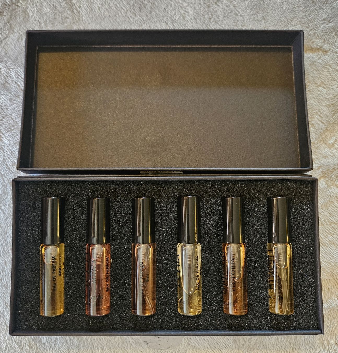 Lattafa Parfum & Eau de Toilette: Lattafa Elite Women Selection – Neu (gemäss Beschreibung) aus Gryon von Mike_Decants