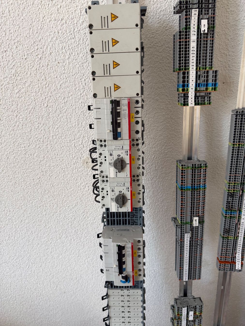 ABB Schalter: ABB Smissline Elektrokomponenten aus professionellen – Gebraucht aus Amriswil von JaJa-Express 1