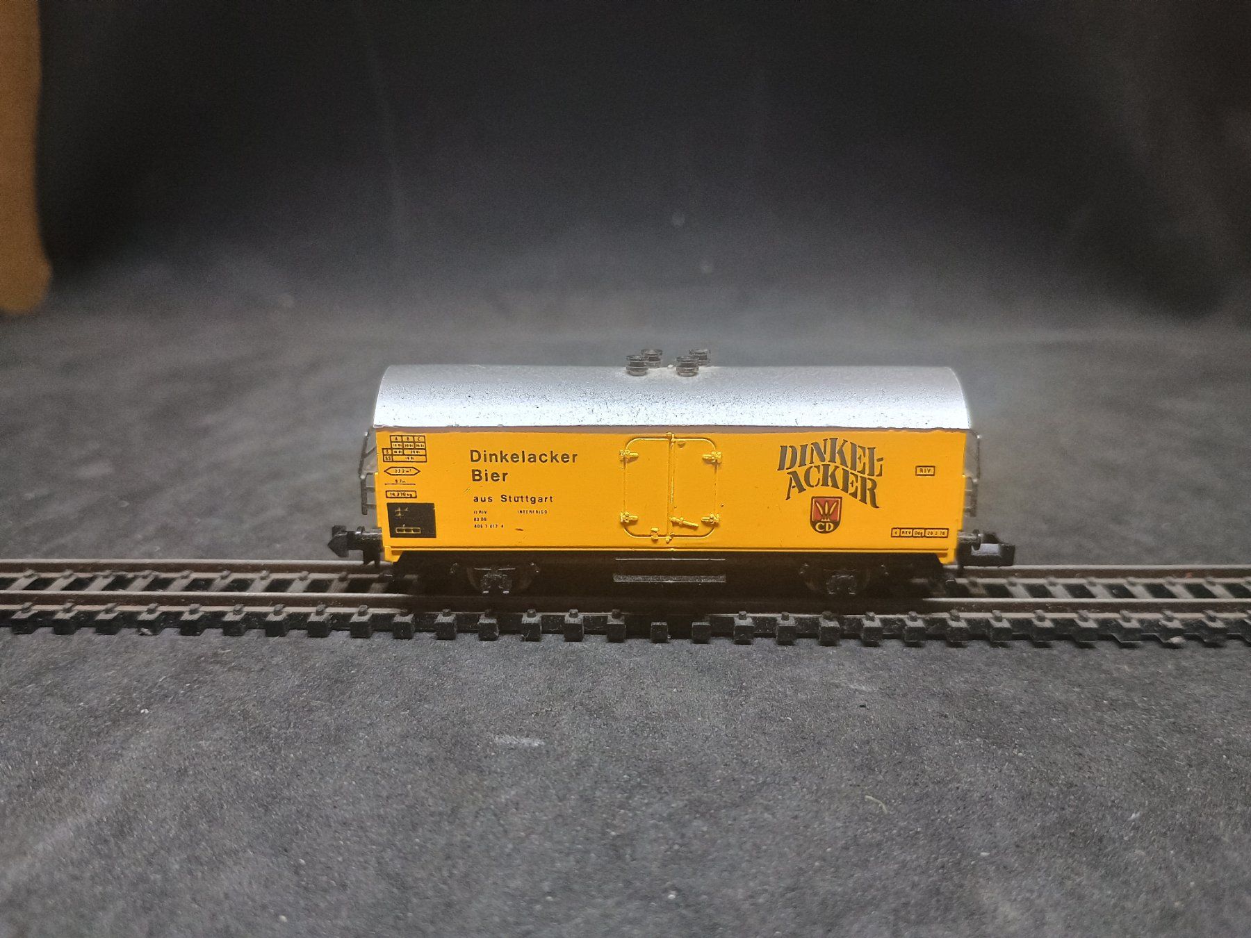 Ibertren Modellini di ferrovie: Spur N Ibertren "Dinkelacker" Bierwagen – Usato da Bätterkinden venduto da hob_6b8x 2
