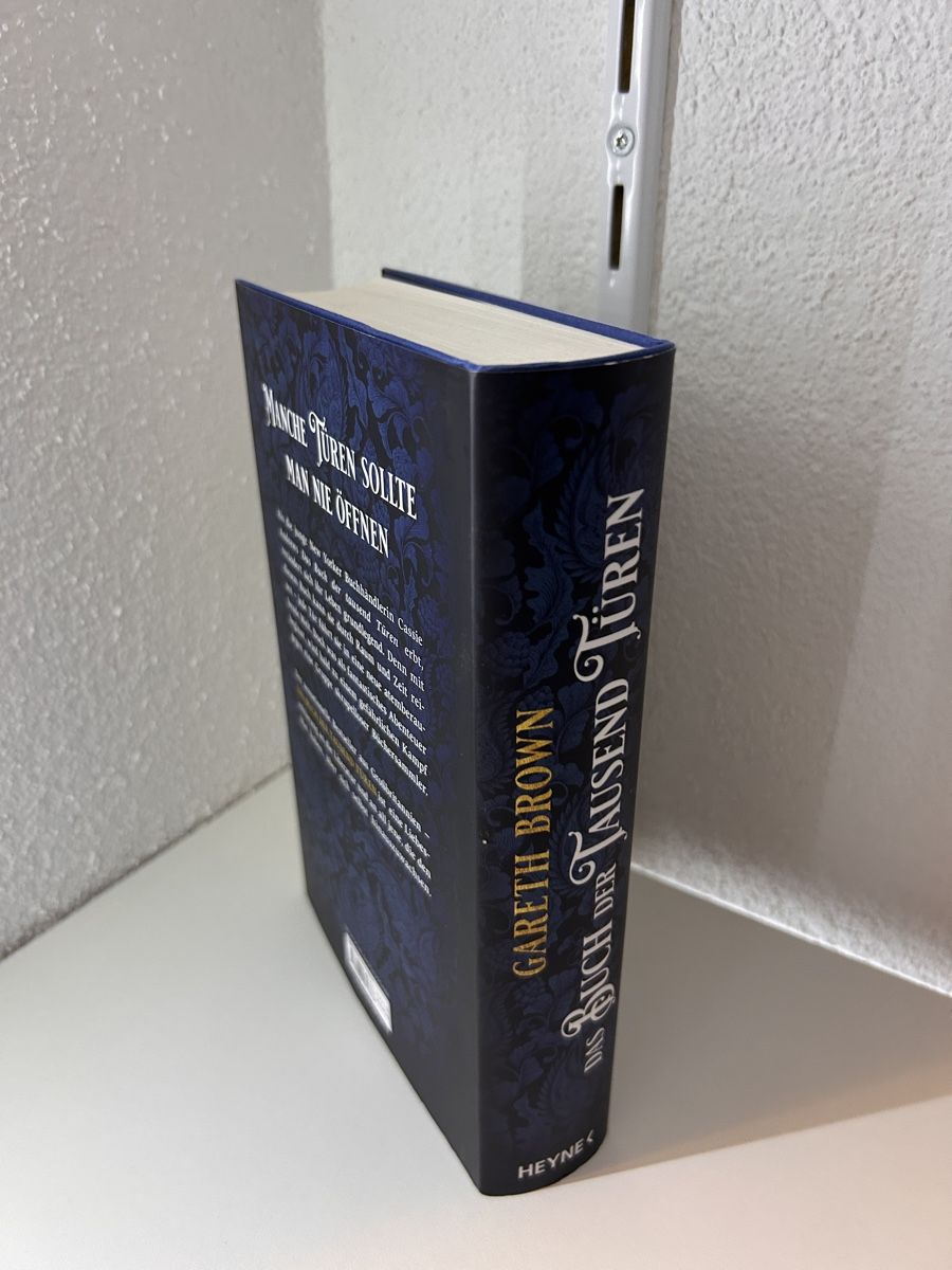 Libri: Das Buch der tausend Türen – Nuovo (secondo la descrizione) da Wila venduto da lyn_t5f2 1