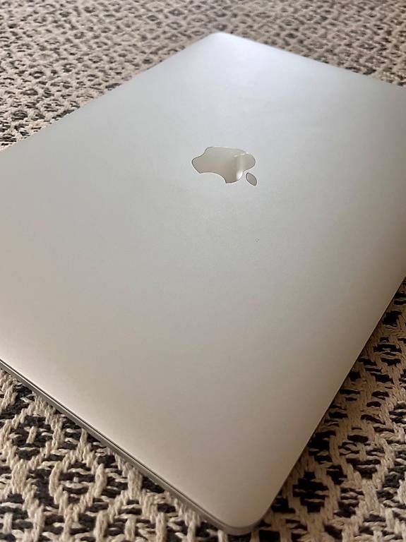 Notebook: Apple MacBook Pro 13, 2018, Silber – Usato da Riehen venduto da JonasFriesen 2