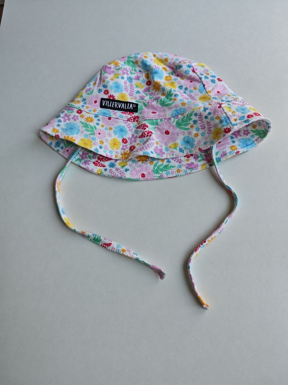 Villervalla Altro abbigliamento per bambino: Sonnenhut Villervalla Gr 48/50 – Usato da Winterthur venduto da Shorna
