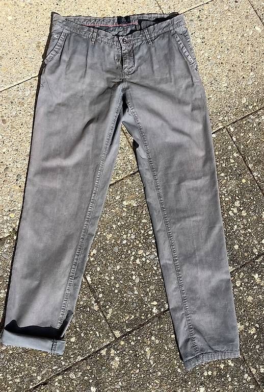 Pantaloni: Hose Marke Gaastra, Gr 29 grau  – Usato da Thayngen venduto da buermann