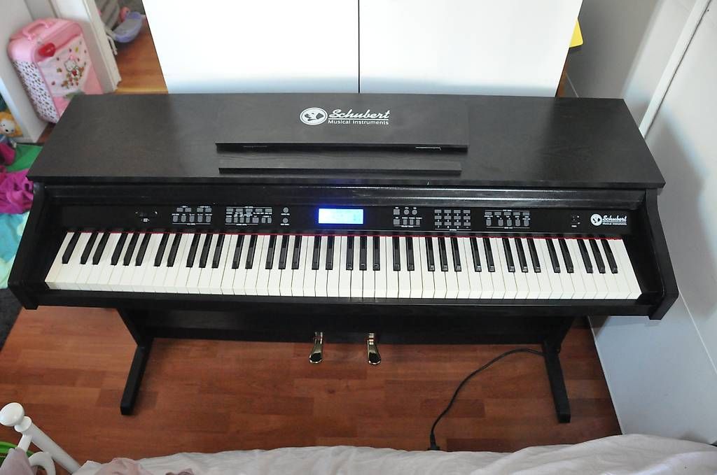 Instruments de musique: Piano numérique Schubert – D'occasion à Vevey par samatti
