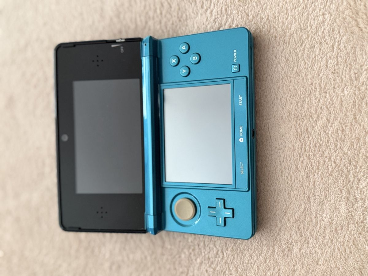 Nintendo Console: Nintendo 3DS – Usato da Thayngen venduto da Jruer- 1