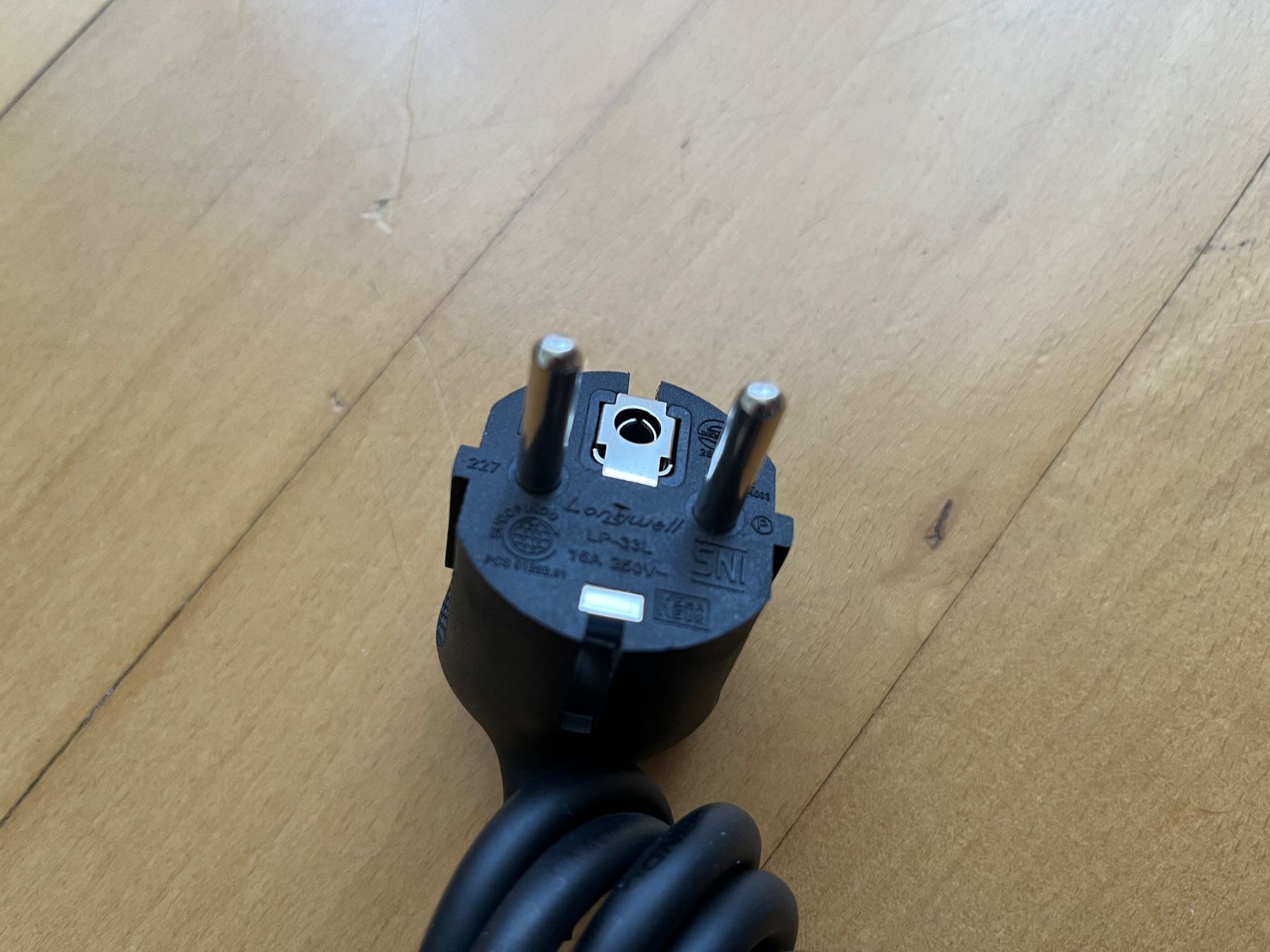 Samsung Cavi: Stromkabel deutscher Stecker (Samsung) – Nuovo e nell'imballaggio originale da Zürich venduto da qwertz111 2