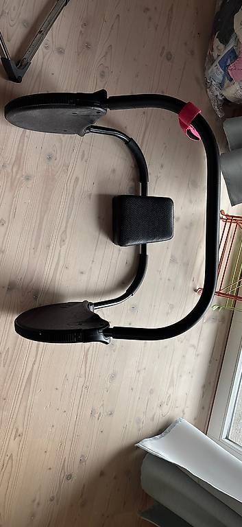 Finnlo Vélos d'appartement: Bauchtrainer – D'occasion à Waldkirch par del_g5nv