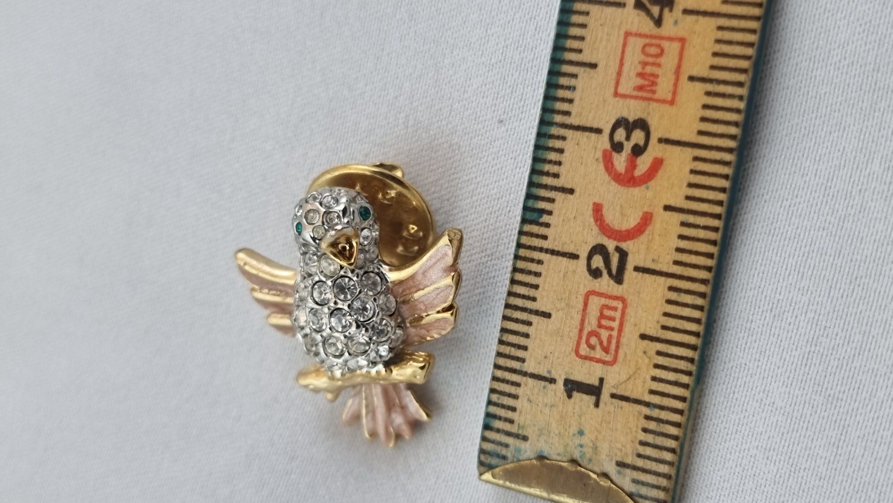 Spille & Fermagli: Goldene Vogel  mit Strass Steinen Anstecker 551 – Usato da Wald ZH venduto da Martin79 4