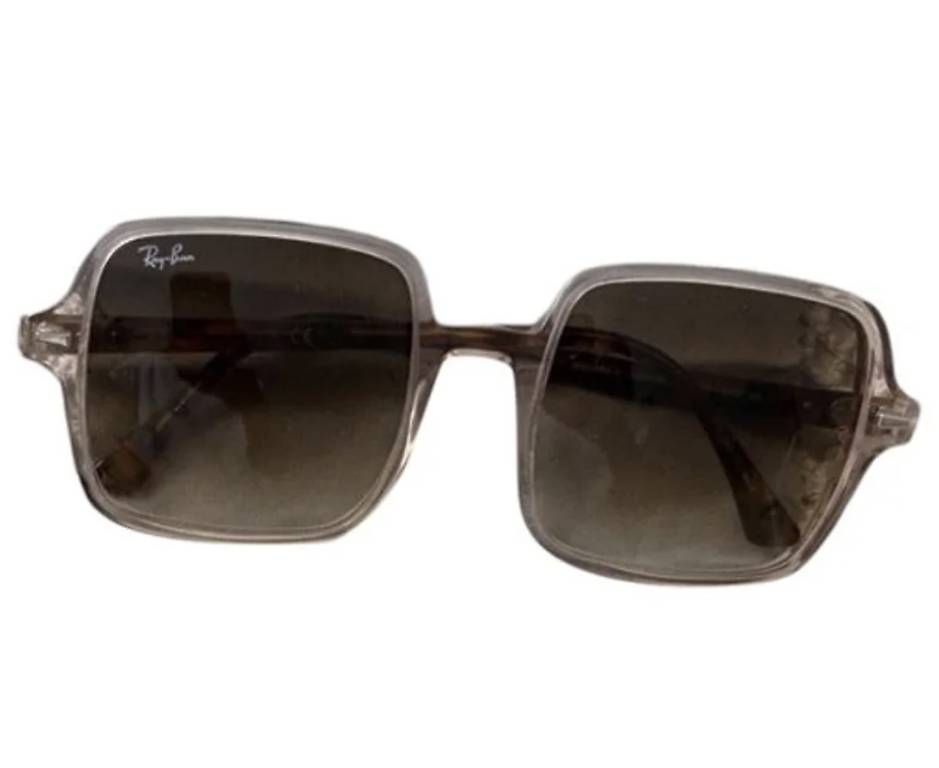 Ray-Ban Occhiali & Lenti: Ray Ban square sunglasses – Nuovo (secondo la descrizione) da Lausanne venduto da tan_98qk