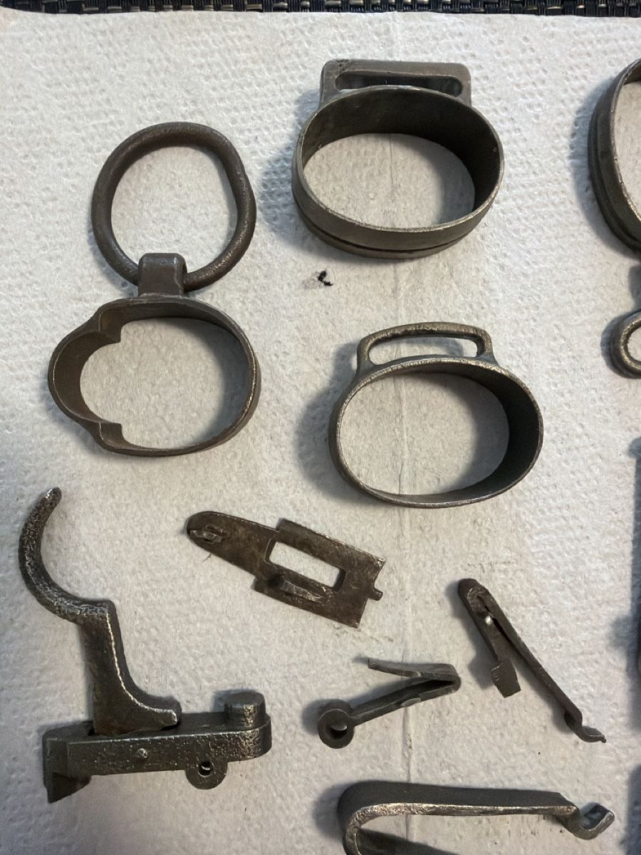 Armée suisse Uniformes: Karabiner  – D'occasion à Lausanne par Erion2015 1