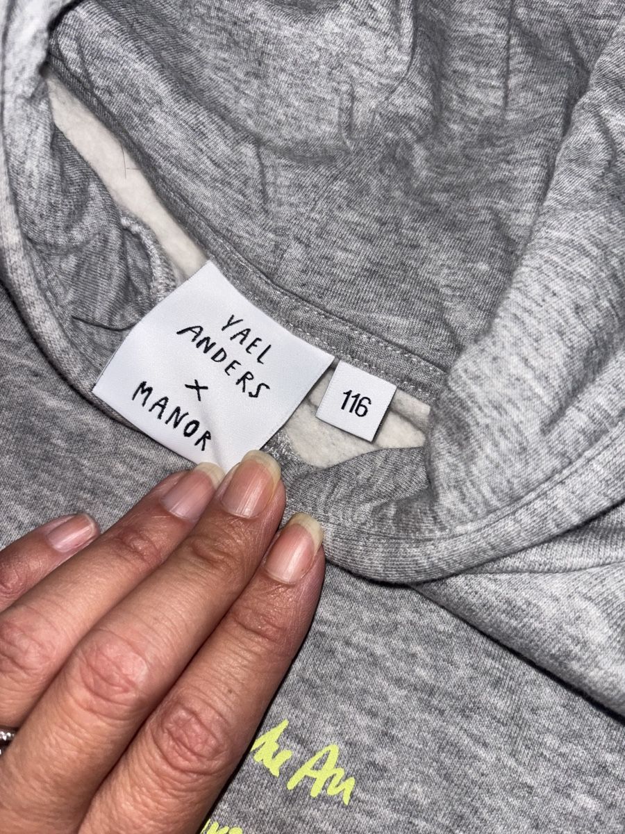 Pullover & Sweatshirts: Pullover – Gebraucht aus Itingen von jessi811 1