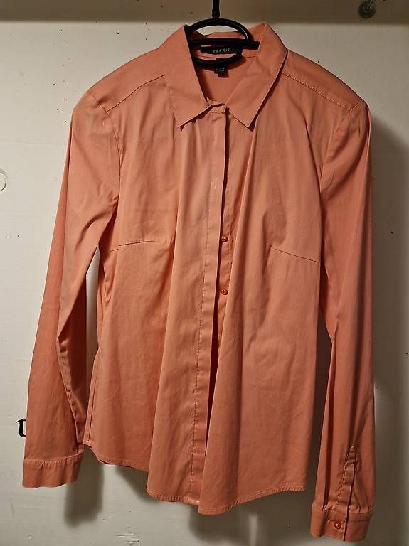 Blusen: Esprit Hemdbluse Damen – Gebraucht aus Winterthur von TOPM