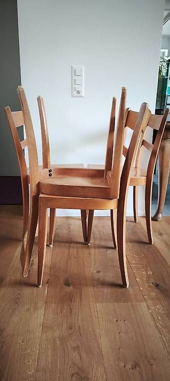 Stühle: Holzstühle – Gebraucht aus Dürnten von dschiniva13 1