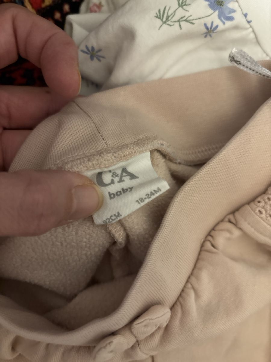 C&A Pantaloni: Herbst gefutterte Hosen  – Usato da Basel venduto da dia_57tl 2
