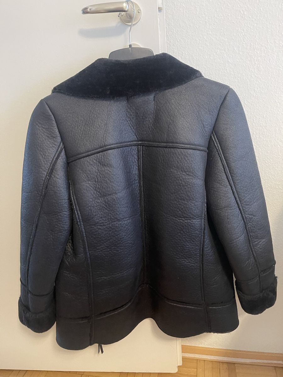 Giacche: Schwarze Kunstlederjacke mit Kunstfell Gr. S – Nuovo (secondo la descrizione) da Wohlen AG venduto da abaci 1