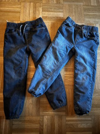 Lot de 2 jeans doublés polaire NEUFS / taille 110