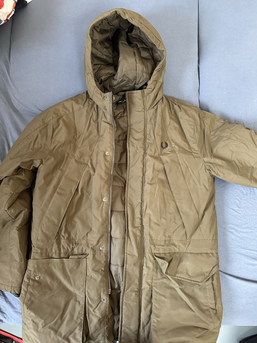 Fred Perry Giacche: FRED PERRY PARKA – Usato da Ennetbaden venduto da kloter6