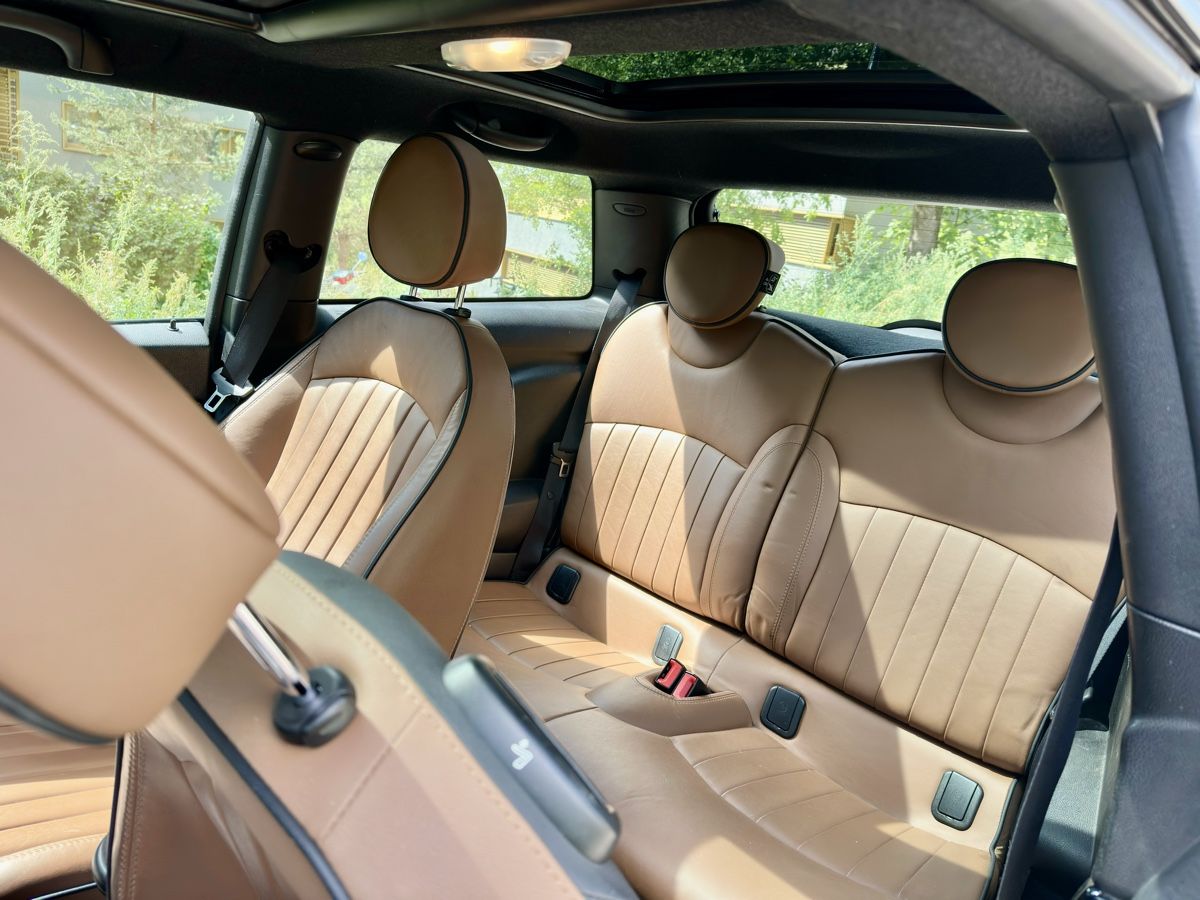 Mini Automobili: Mini Cooper  – Usato da Zürich venduto da Thierry_94 4