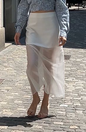 Sommerjupe teils transparent