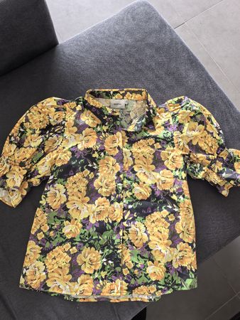 Gestuz floral puff-sleeve shirt size 36 –100% organic cotton