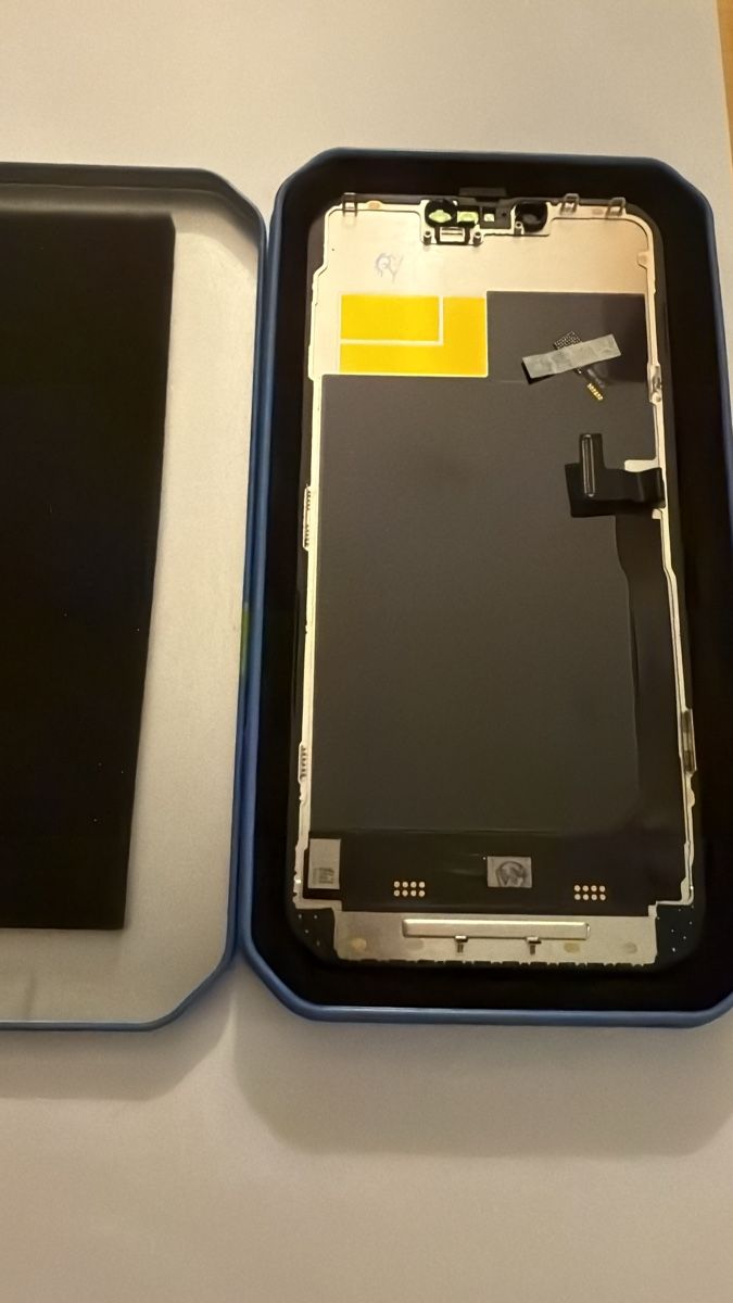 Apple Telefoni cellulari / Smartphones: Écran iPhone 13 Pro Max OLED Premium - Neuf, scellé! – Nuovo e nell'imballaggio originale da Leukerbad venduto da mig_8bbp 2